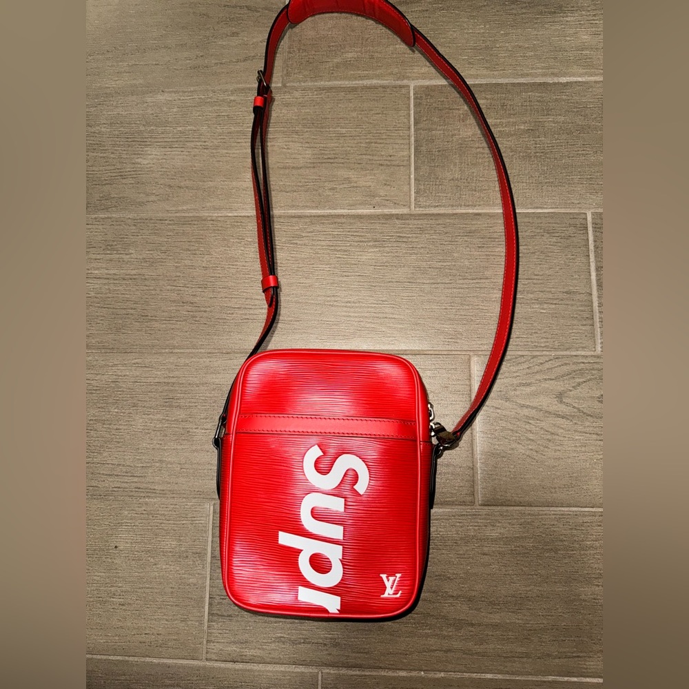 Louis Vuitton Supreme Epi Leather Messenger